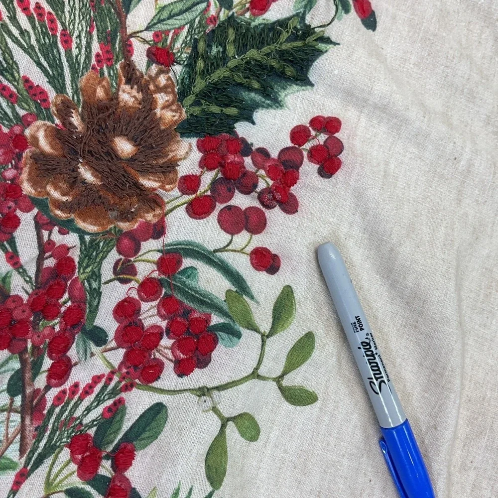 Pottery Barn Holly Berry Wreath Embroidered Duvet Full/ Queen Christmas Holiday